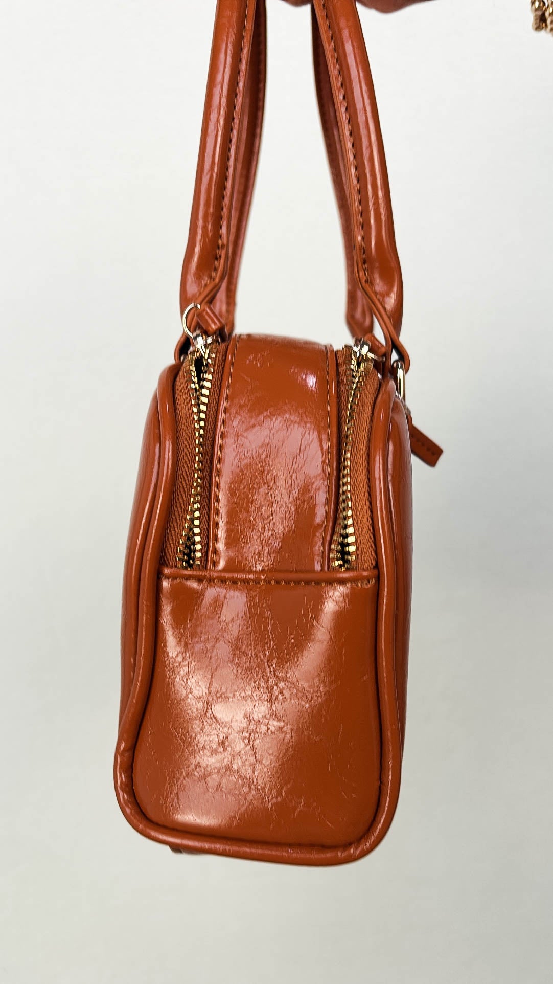 Pretty Simple | Boston Barrel Shoulder Bag