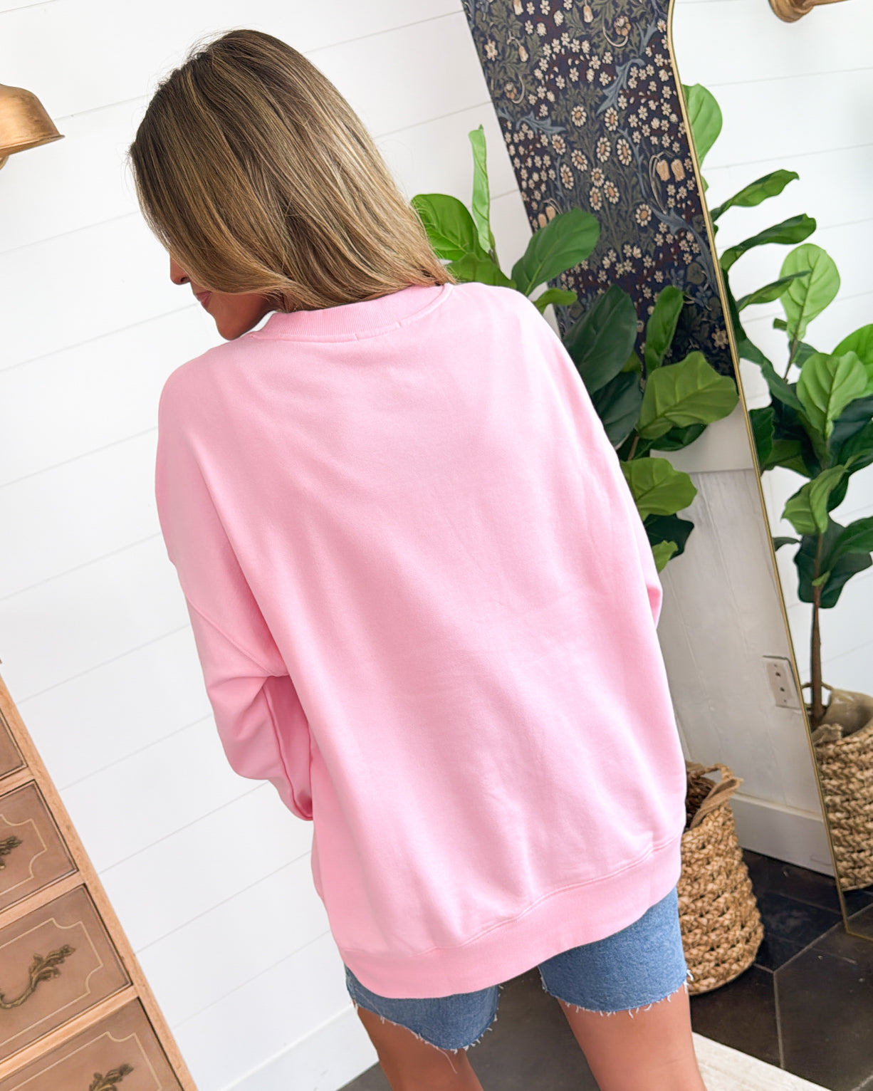 Array Patch Graphic Sweatshirt