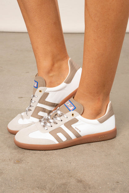 Back 70 | Ghost Leather Sneaker