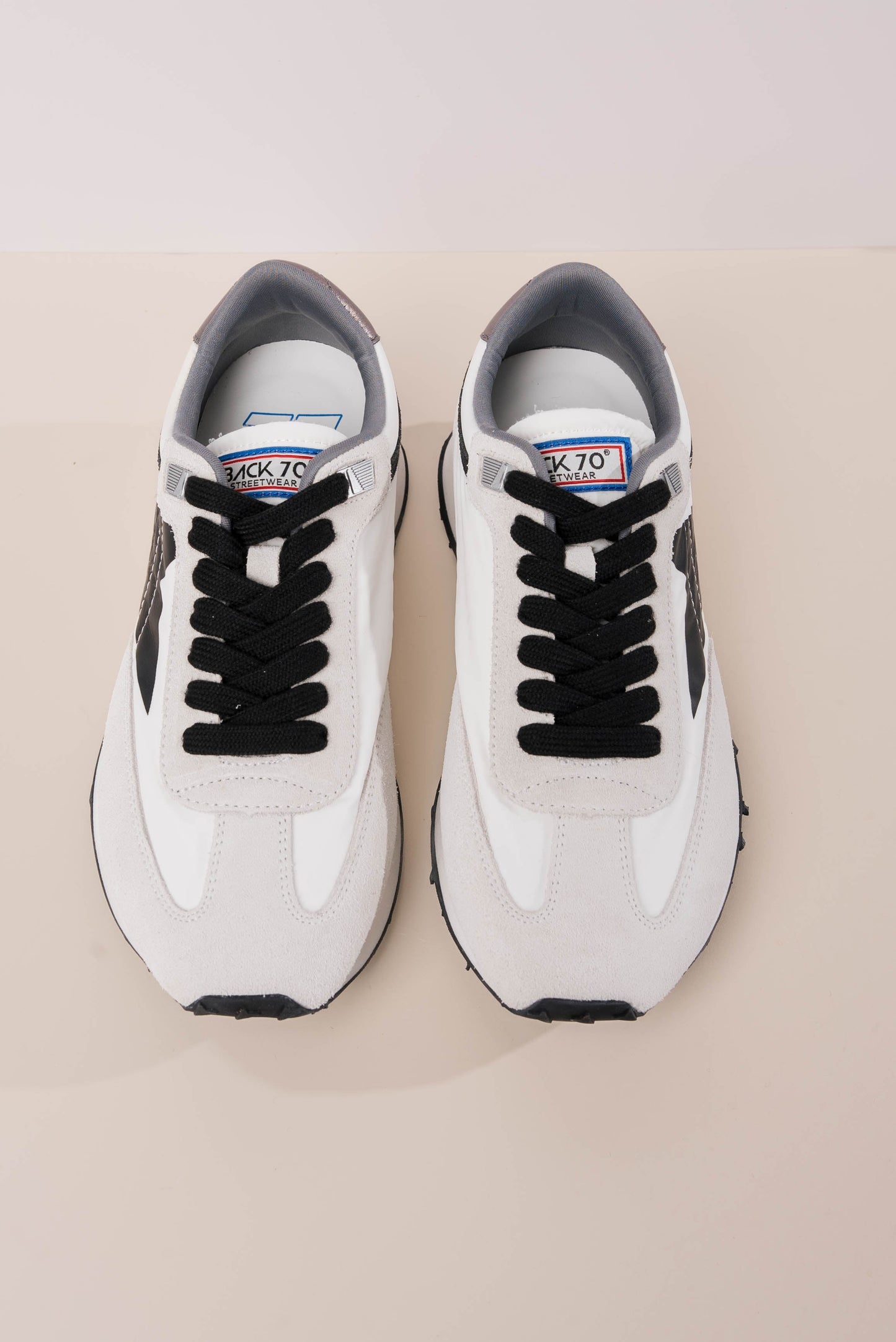 Back 70 | Neon Leather Sneaker