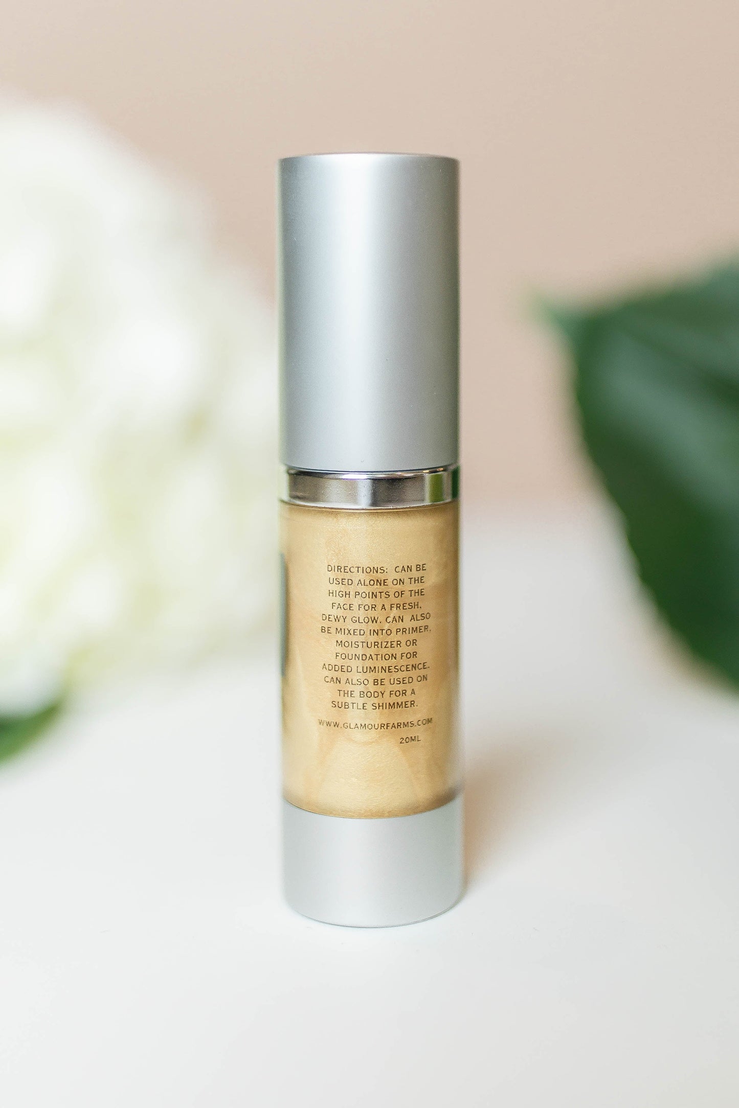 Refresh Beauty | Illuminizing Highlighter