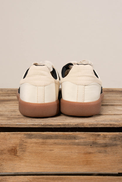 Back 70 | Ghost Leather Sneaker