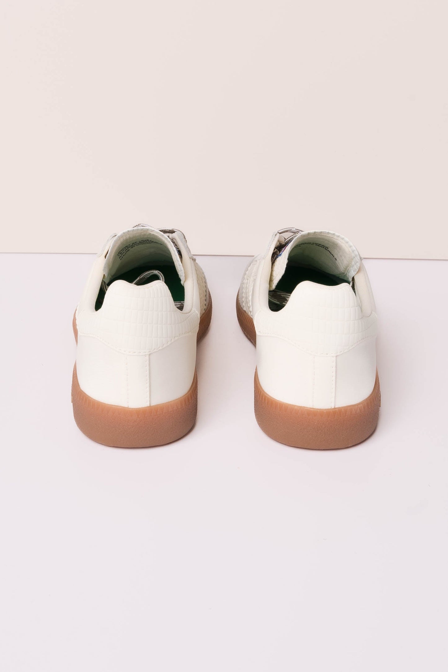 Back 70 | Ghost Leather Sneaker