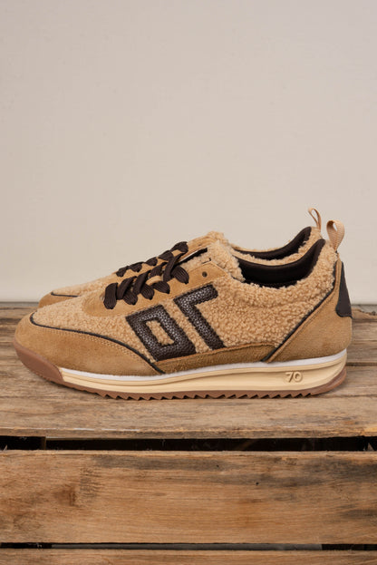 Back 70 | Jogger Suede Sneaker