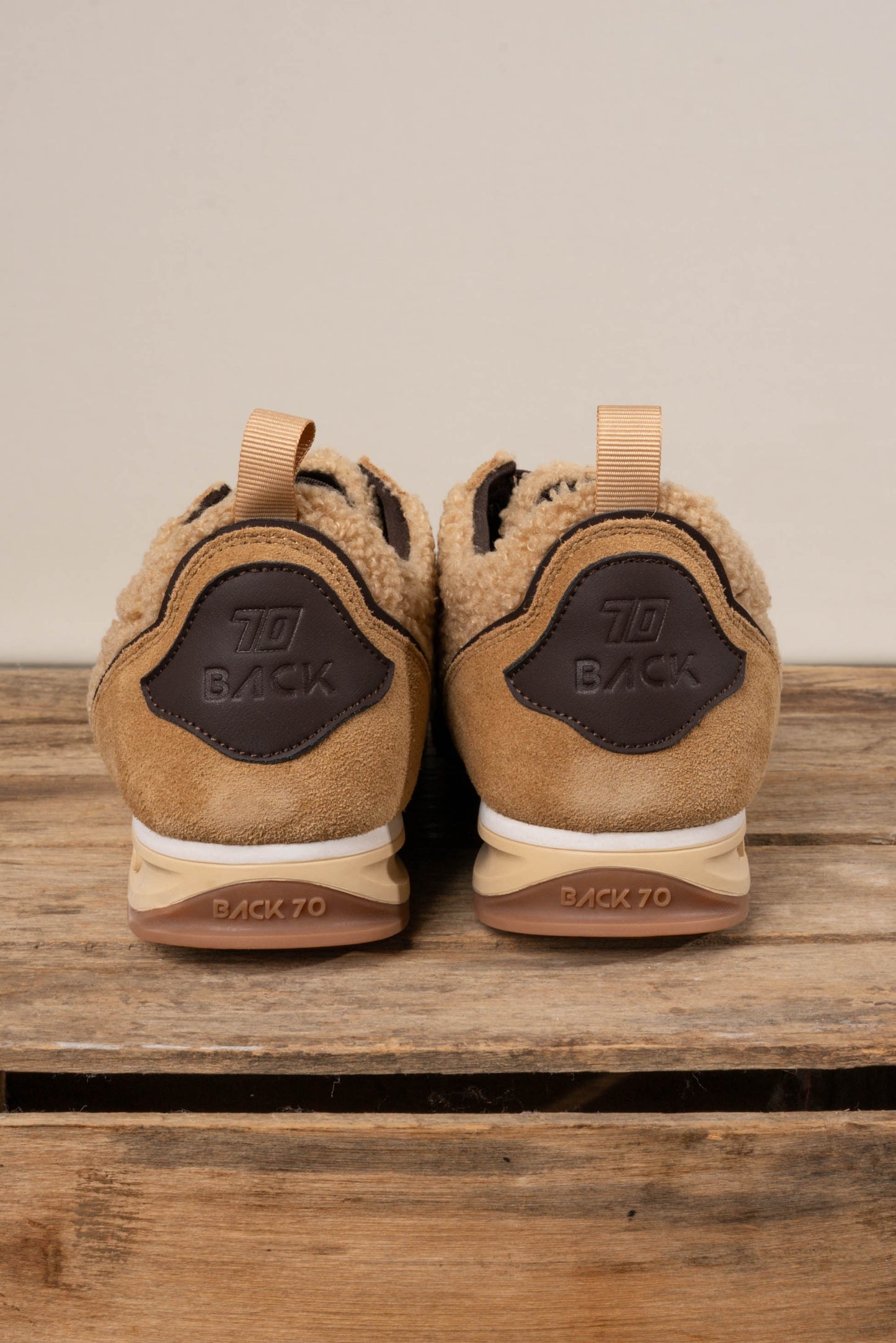 Back 70 | Jogger Suede Sneaker