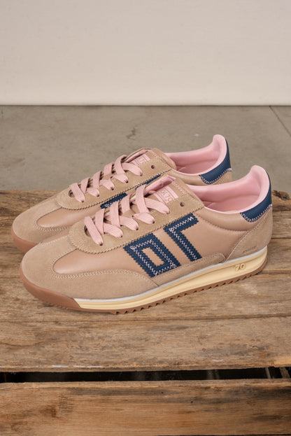 Back 70 | Jogger Suede Sneaker