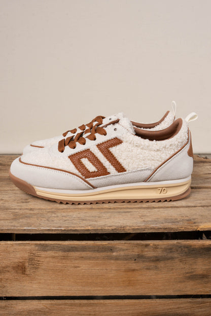 Back 70 | Jogger Suede Sneaker
