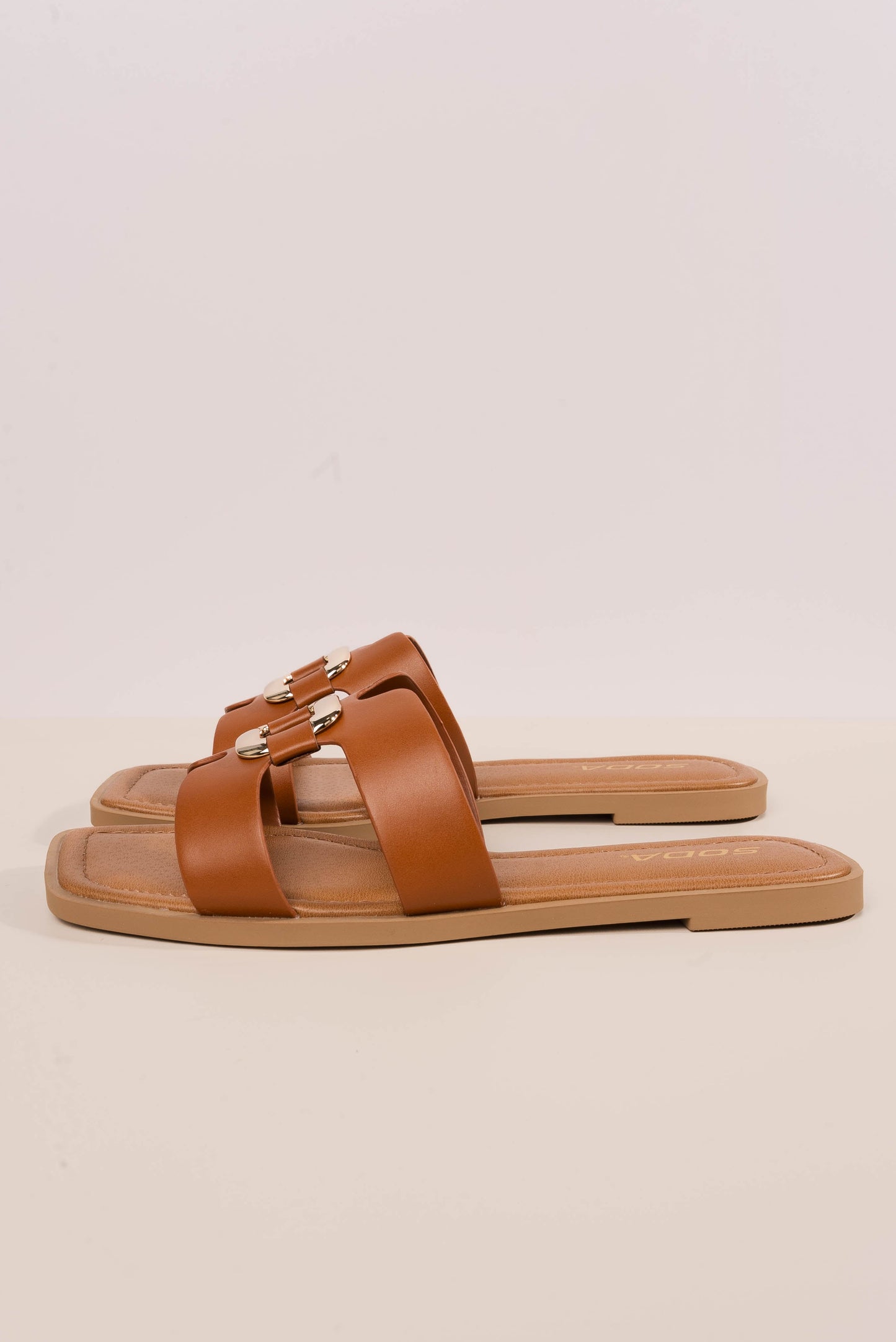 Soda | Feng Slide Sandal