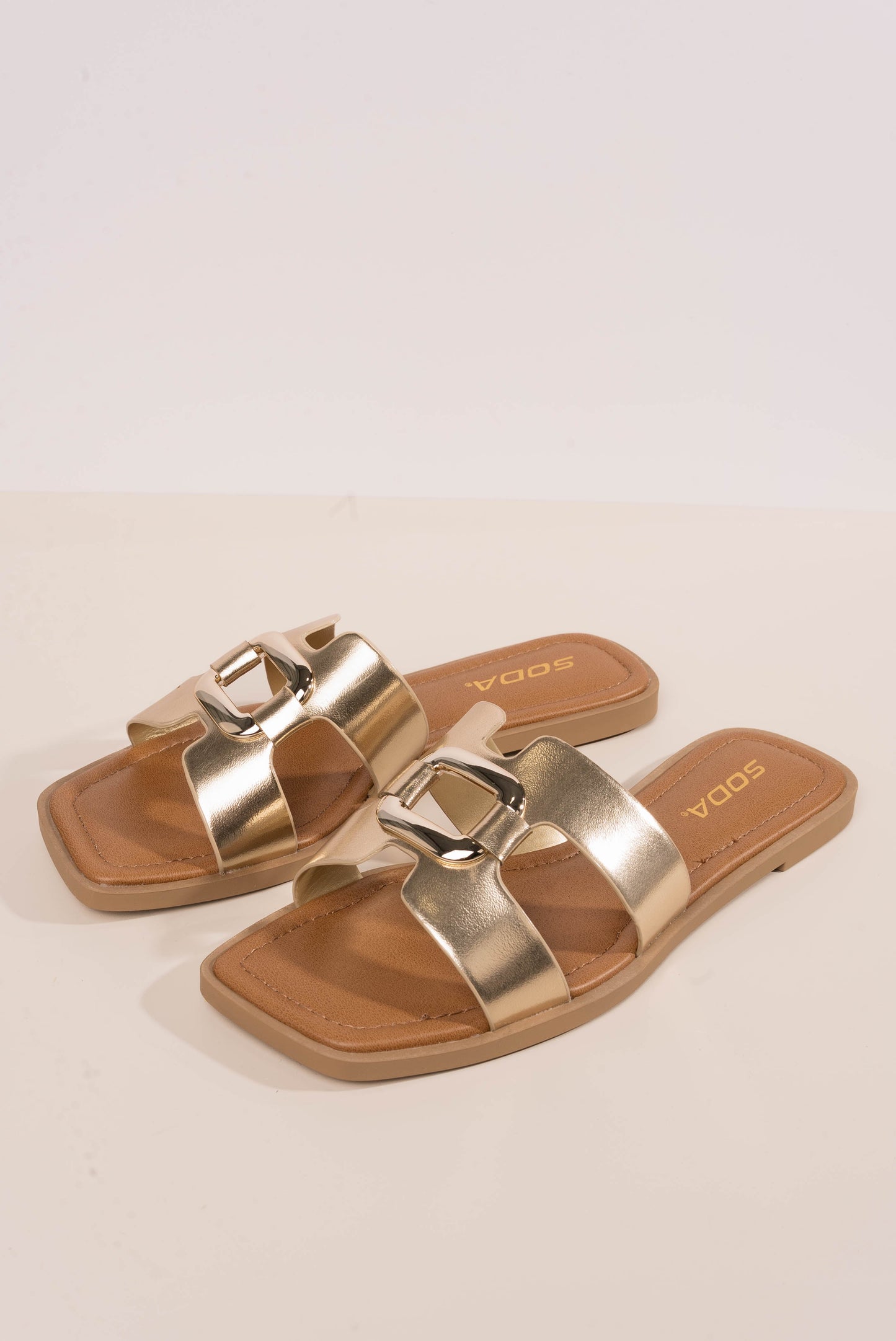 Soda | Feng Slide Sandal
