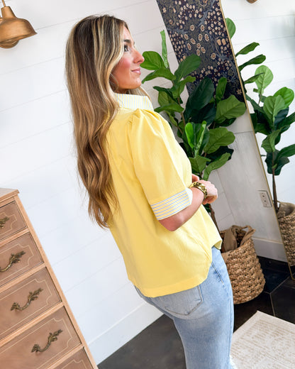 Perfectly Framed Contrast Detail Top