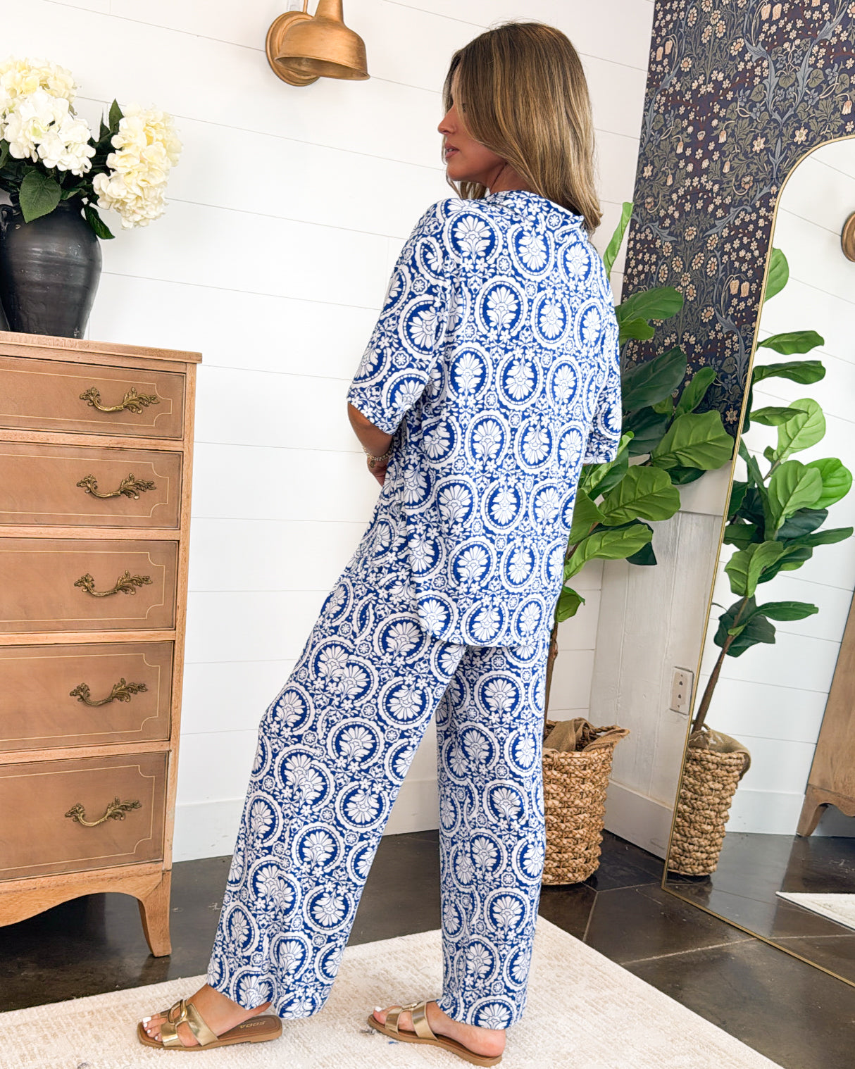 Ocean Tide Medallion Top + Pants Resort Wear Set