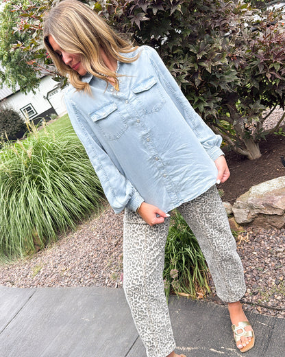 Romantic Edge Pearl Snap Up Denim Shirt