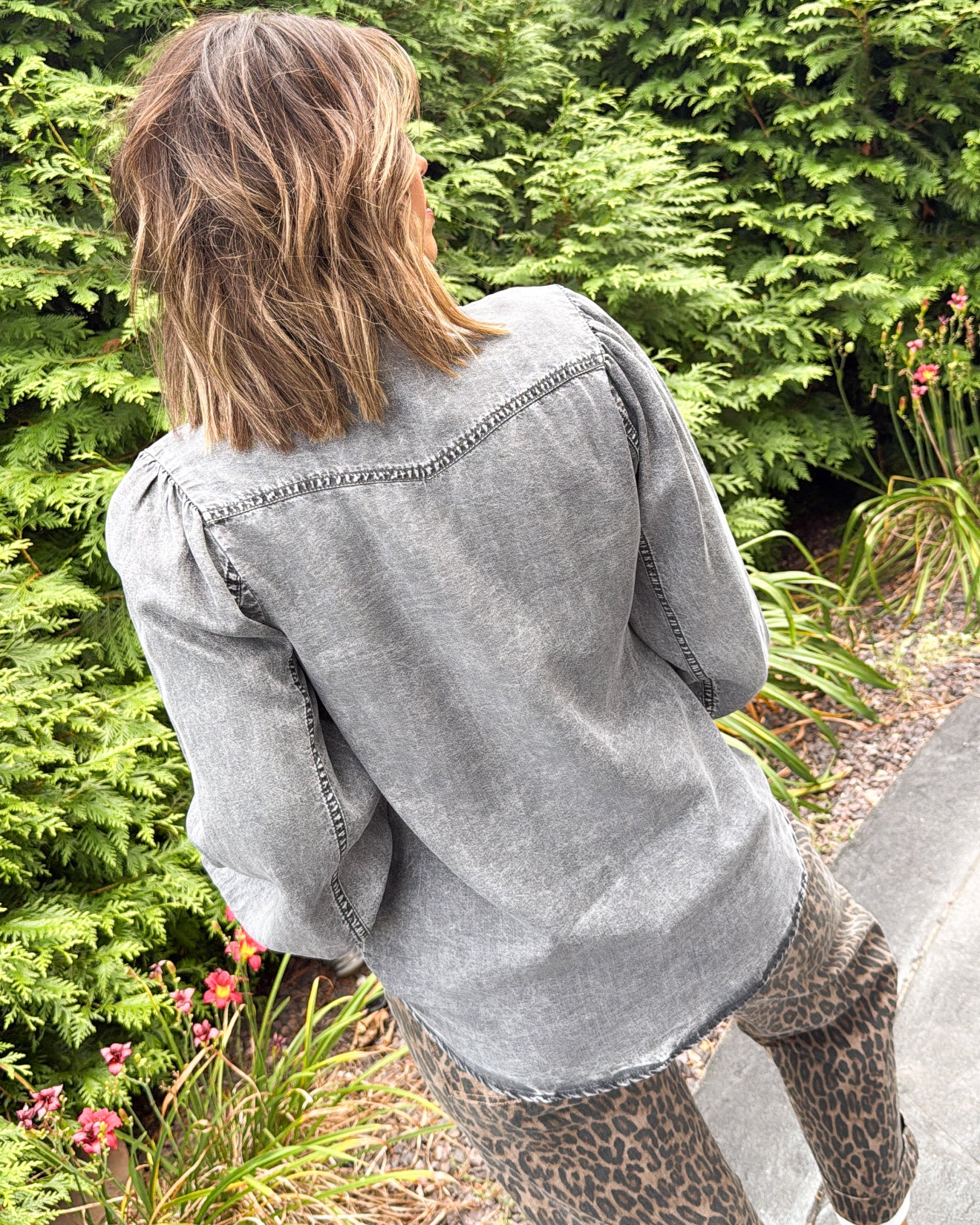 Romantic Edge Pearl Snap Up Denim Shirt