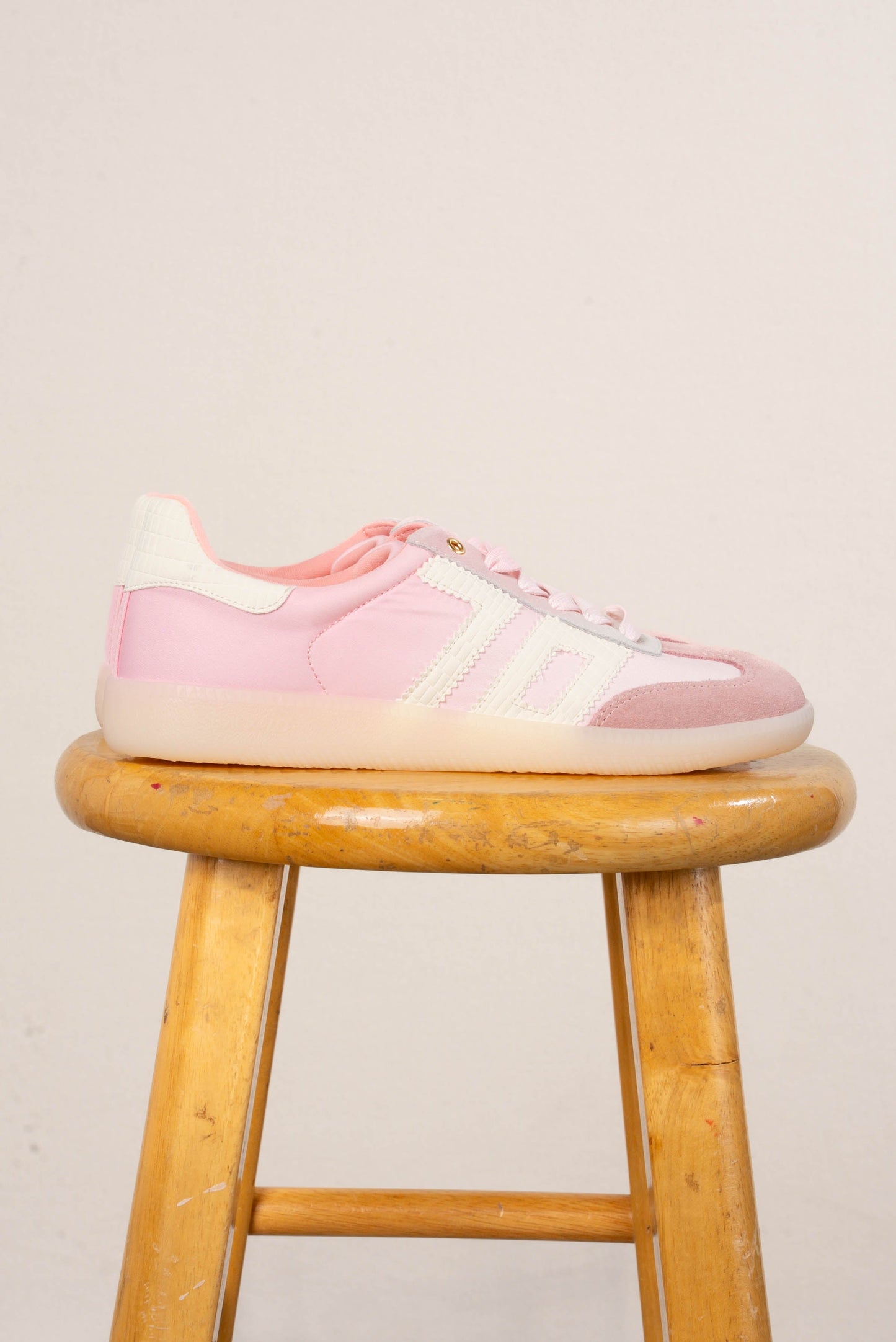 Back 70 | Ghost Ombre Leather Sneaker