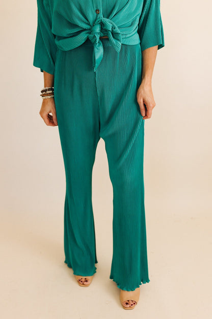 Ribbed Lettuce Hem Flare Pants *Final Sale*