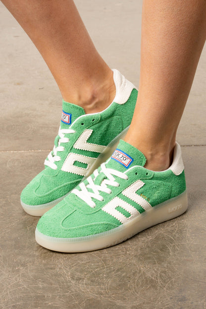 Back 70 | Boston Sneaker