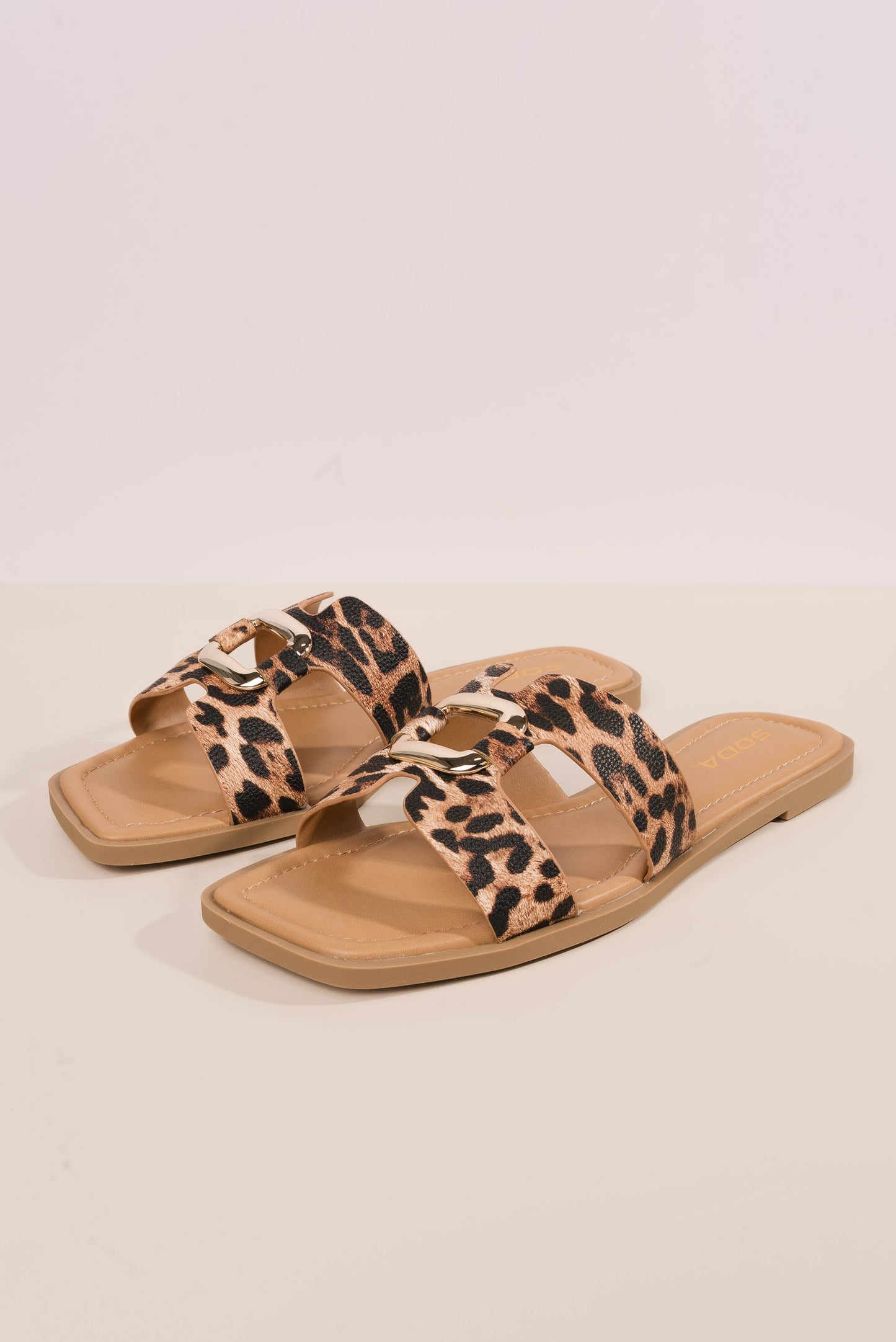 Soda | Feng Slide Sandal
