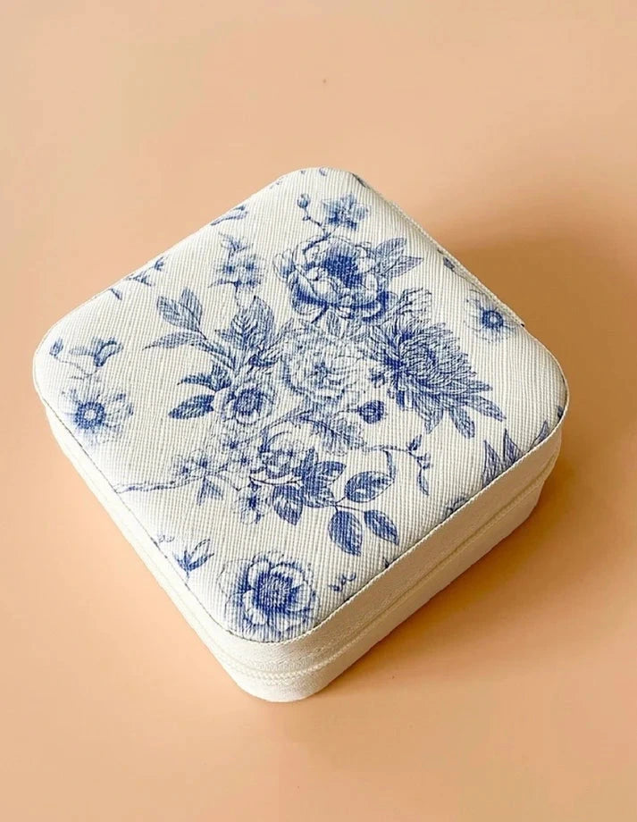 Jewelry Organizer Case